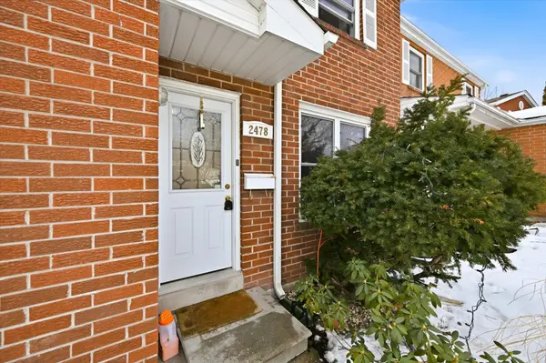 2478 Malcolm CRES, Burlington, ON L7P 4A4