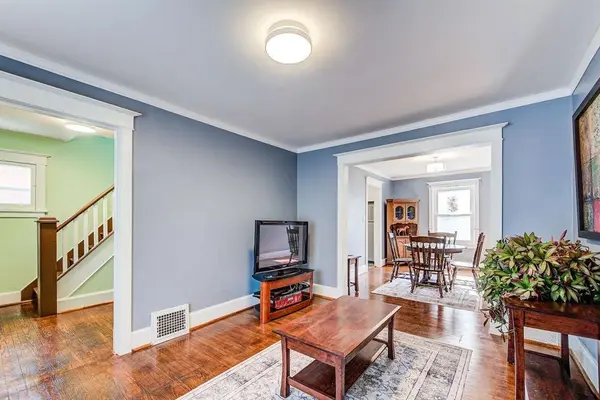 168 Edinburgh RD N, Guelph, ON N1H 5R5