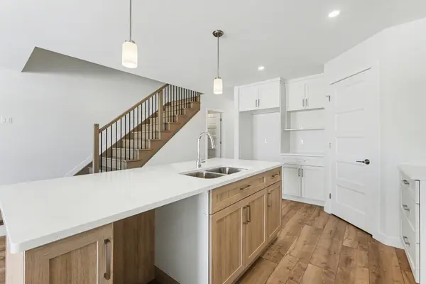 29 Helen ST, North Stormont, ON K0A 1R0