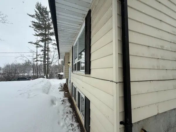 81 Ojibway DR N, Trent Lakes, ON K0L 1J0