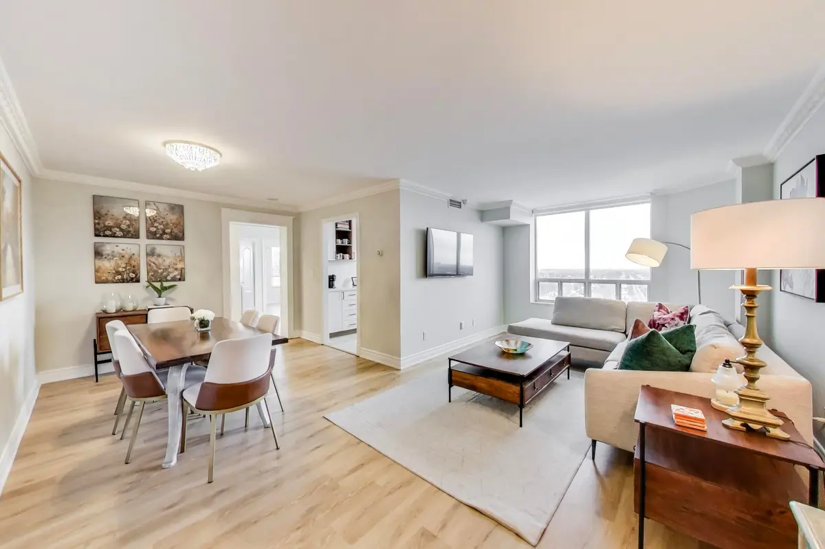 5418 Yonge ST #2105, Toronto C07, ON M2N 6X4