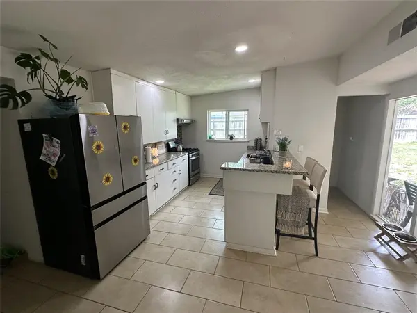 5736 Wedgmont Circle N, Fort Worth, TX 76133