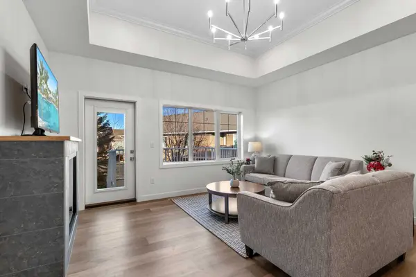 4930 Beardsley AVE, Lacombe, AB T4L0G4