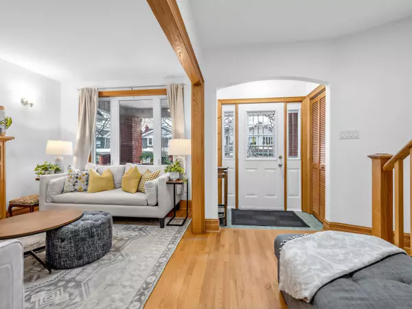 Toronto C03, ON M6C 2Z4,211 Arlington AVE