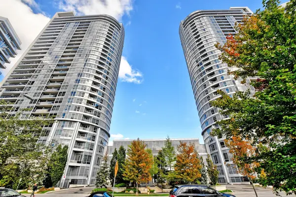 151 Village Green SQ #1008, Toronto E07, ON M1S 0K5