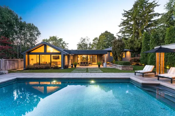 49 Norman DR, King, ON L7B 1J2