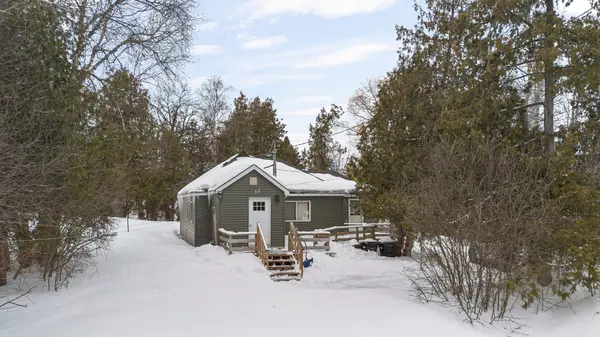 13 Arthur ST, Collingwood, ON L9Y 3Z1