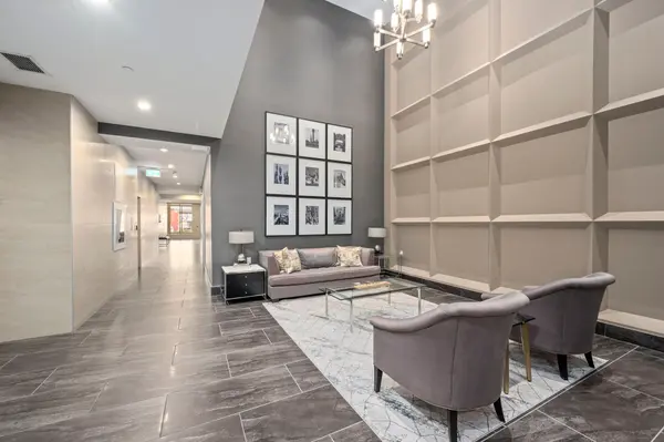 330 Ridout ST N #1708, London East, ON N6A 0A7