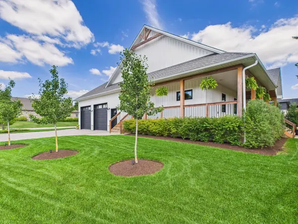 872 16th ST, Hanover, ON N4N 0B7