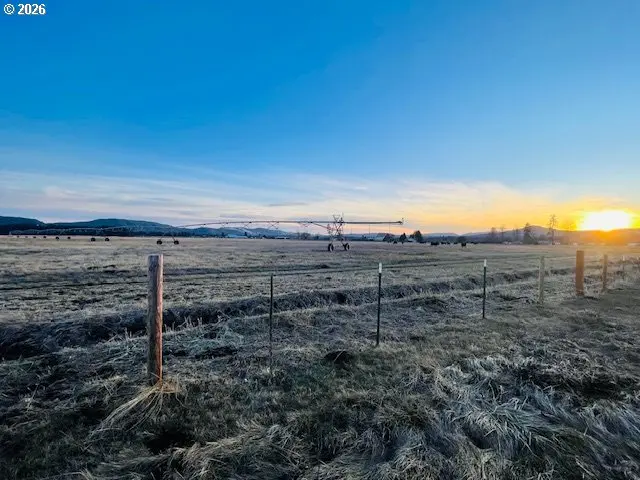 425 S First ST, Glenwood, WA 98619