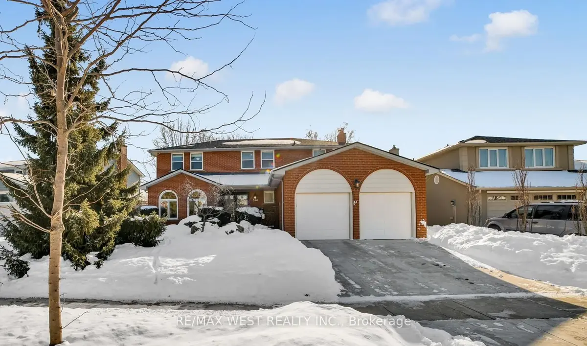 306 Pinegrove RD, Oakville, ON L6K 3P9