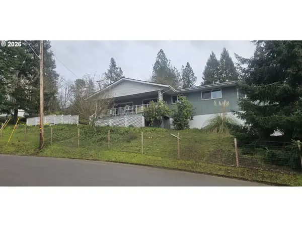 Roseburg, OR 97470,1123 SE HAWTHORNE DR