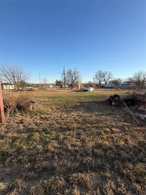 208 Lombard Street,  Baird,  TX 79504