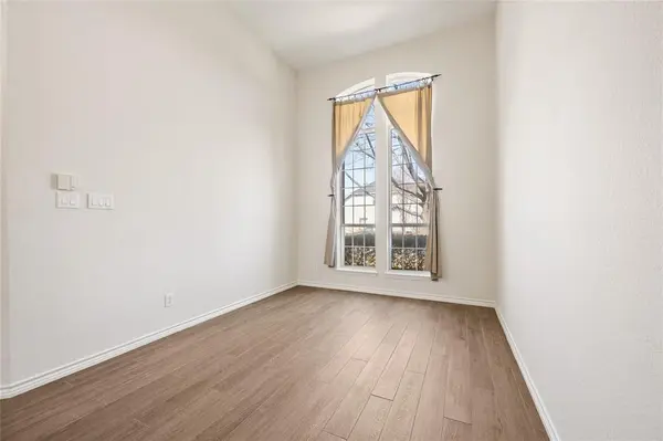 2705 Magnolia Lane, Grapevine, TX 76051