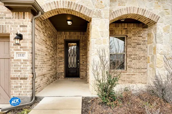 1537 Eagleton Lane, Northlake, TX 76226