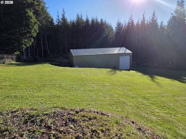 00 Cedar Valley RD #400, Gold Beach, OR 97444