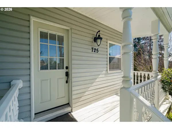 725 ASPEN AVE, La Center, WA 98629