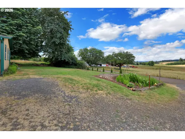 26257 OLD HOLLEY RD, Sweet Home, OR 97386