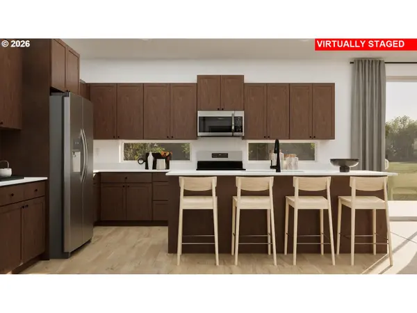 3301 Quail AVE, Woodburn, OR 97071