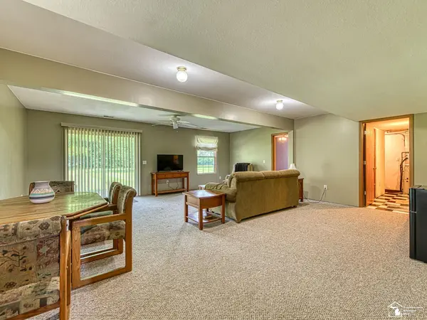 190 Sidney ST, Dundee, MI 48131