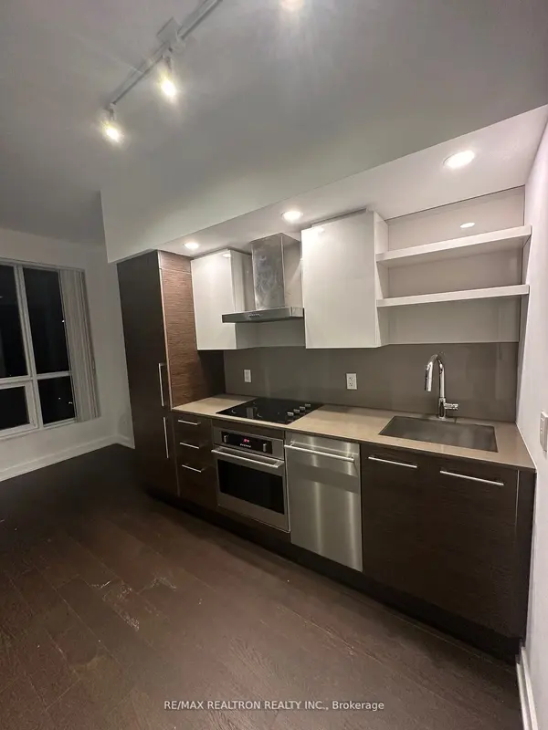 1030 King ST W #1008, Toronto C01, ON M6K 0B4