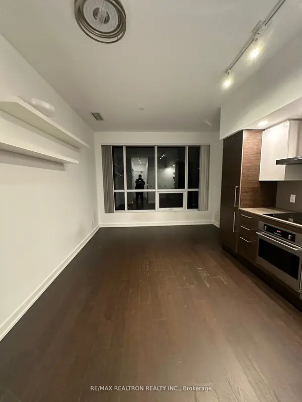 1030 King ST W #1008, Toronto C01, ON M6K 0B4