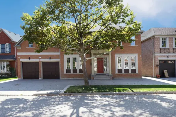 17 Ballantyne DR, Ajax, ON L1T 4H6