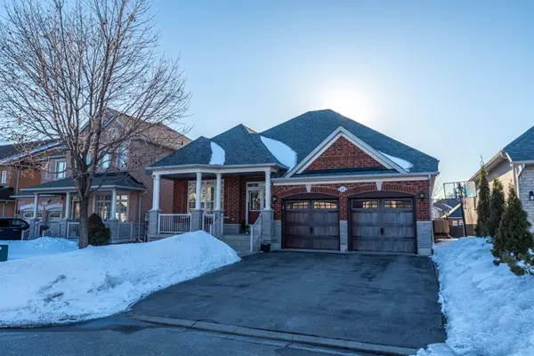 48 Pieta PL, Vaughan, ON L4H 3G2