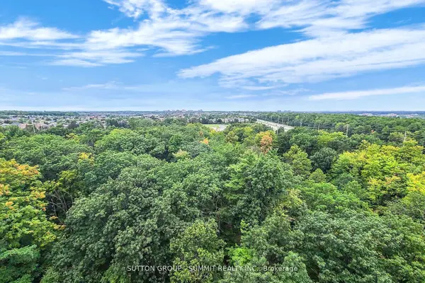 2565 Erin Centre BLVD #1203, Mississauga, ON L5M 6Z8