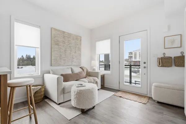 940 St David ST N #106, Centre Wellington, ON N1M 0L7