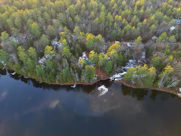 1077 Fairy Falls RD, Lake Of Bays, ON P0B 1A0