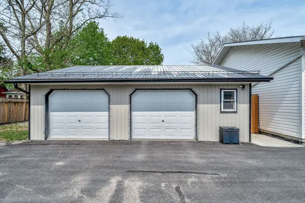 71 Queen ST, Prince Edward County, ON K0K 2T0