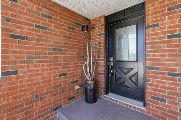 584 Holmes ST, North Dundas, ON K0C 2K0