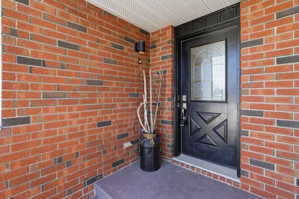 584 Holmes ST, North Dundas, ON K0C 2K0