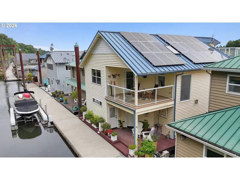 14587 NW Larson RD #4, Portland, OR 97231