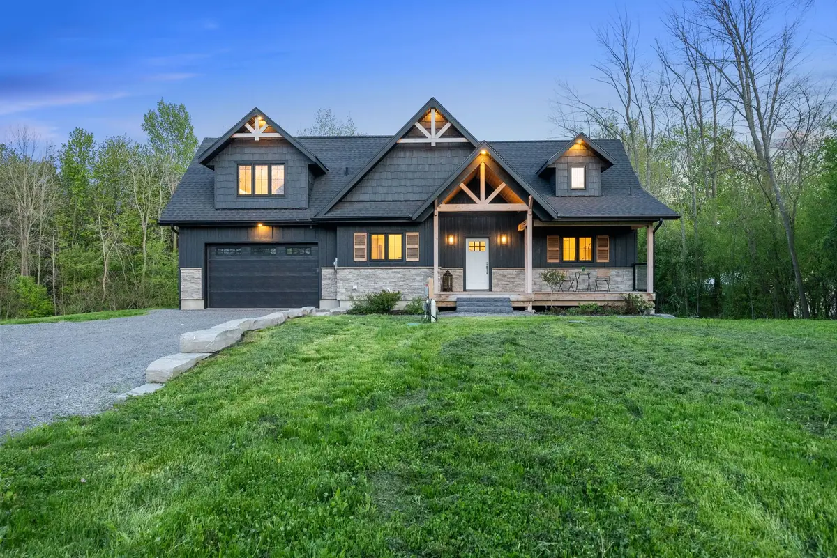 1499 Lakeside DR, Prince Edward County, ON K0K 1T0