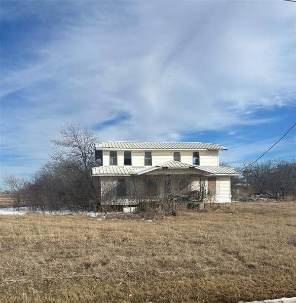 105 Texas Avenue, Newcastle, TX 76372