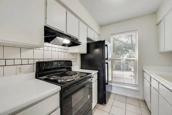 3824 Cibolo Drive #122B, Fort Worth, TX 76133