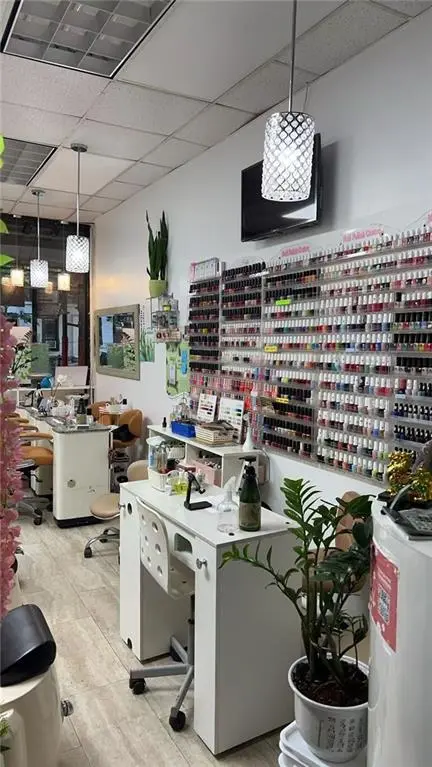 125 East 4th ST, Manhattan, NY 10003