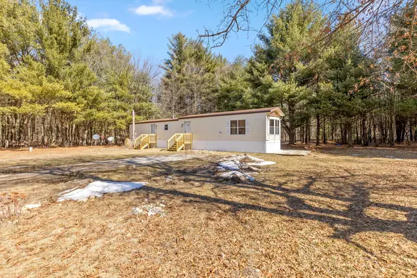 1066 Fisk DR, Aetna Twp, MI 49336