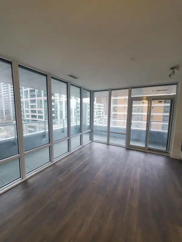 99 Broadway AVE #612, Toronto C10, ON M4P 1V2