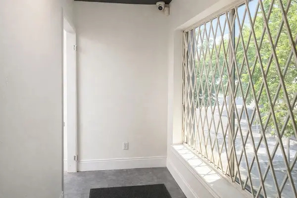 1908 Gerrard ST E #B, Toronto E02, ON M4L 2C1