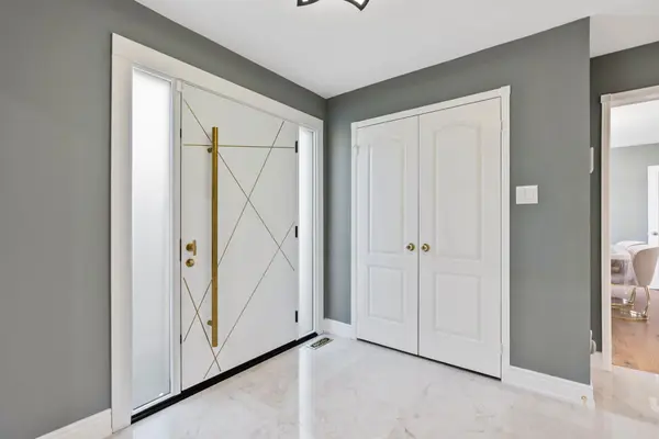 109 Angelina AVE, Vaughan, ON L4L 8N9