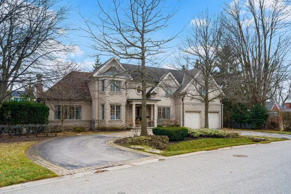 94 Shorewood PL, Oakville, ON L6K 3Y4