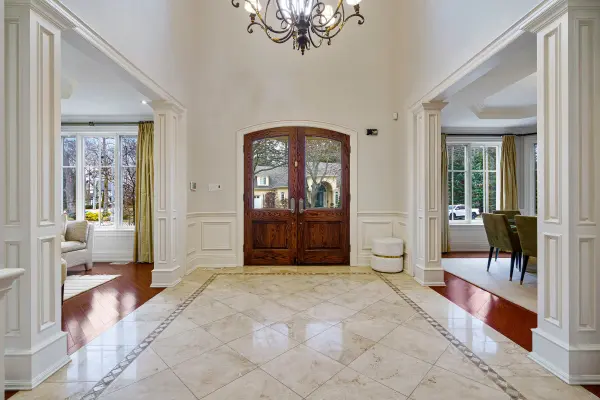 94 Shorewood PL, Oakville, ON L6K 3Y4