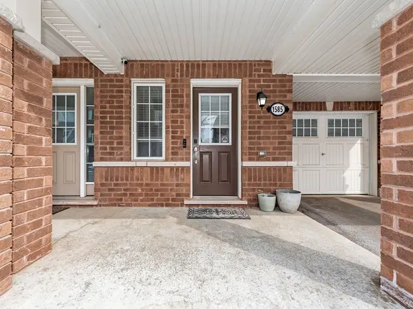 1585 Leblanc CT, Milton, ON L9E 0A4