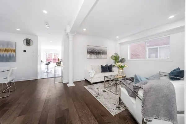 49 Cross Country BLVD, Caledon, ON L7E 2N6