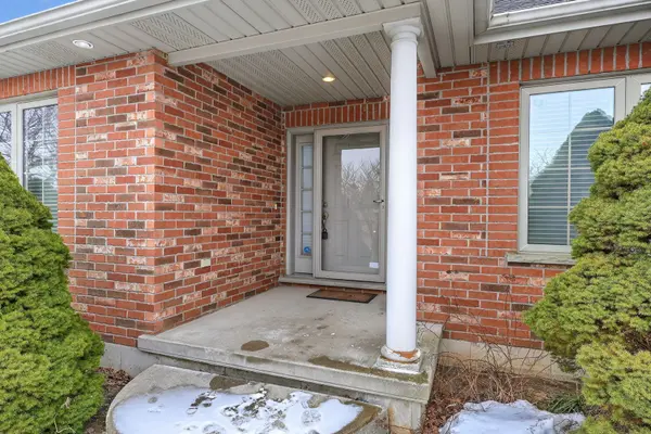 14 Yeager AVE, Norfolk, ON N3Y 5M6