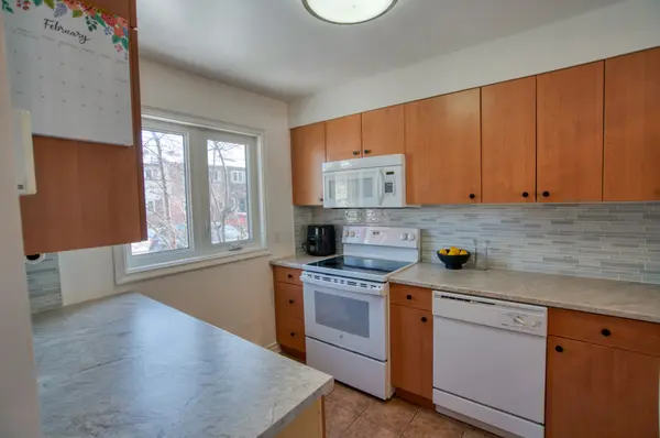 1302 Alness CT #15, Cyrville - Carson Grove - Pineview, ON K1B 5H2