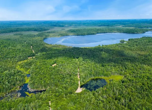 15 Axe Lake RD, Mcmurrich/monteith, ON P0A 1Y0